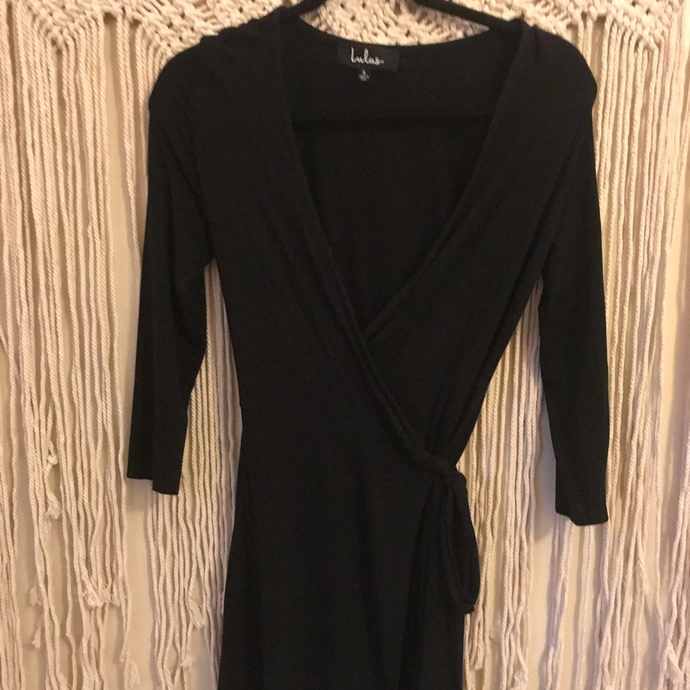 Lulu’s Black Wrap Dress - Small